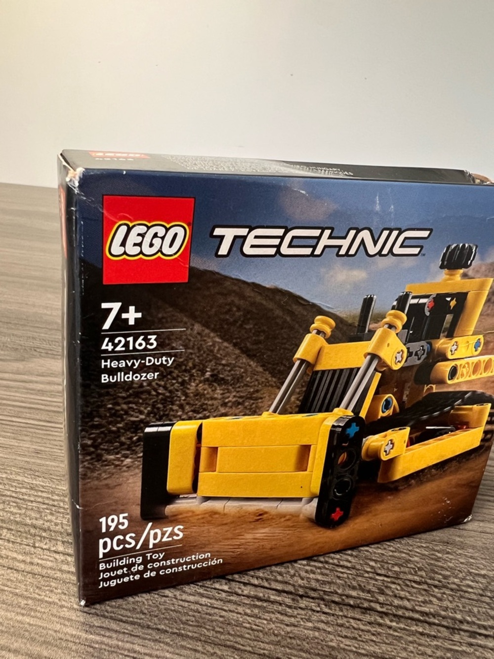 LEGO Technic Heavy-Duty Bulldozer 42163 - New Sealed